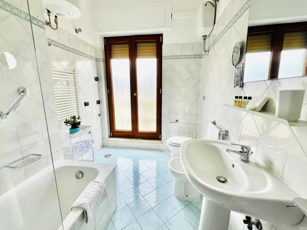 Azzurrissima Home-B&B Sorrento Centro Exteriör bild